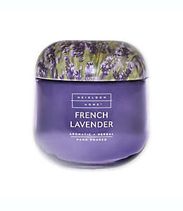 Vela en vaso de vidrio Heirloom Home™ con tapa de metal aroma French Lavender de 396.89 g