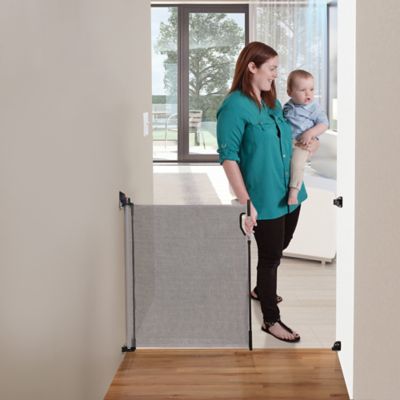 dreambaby retractable gate grey