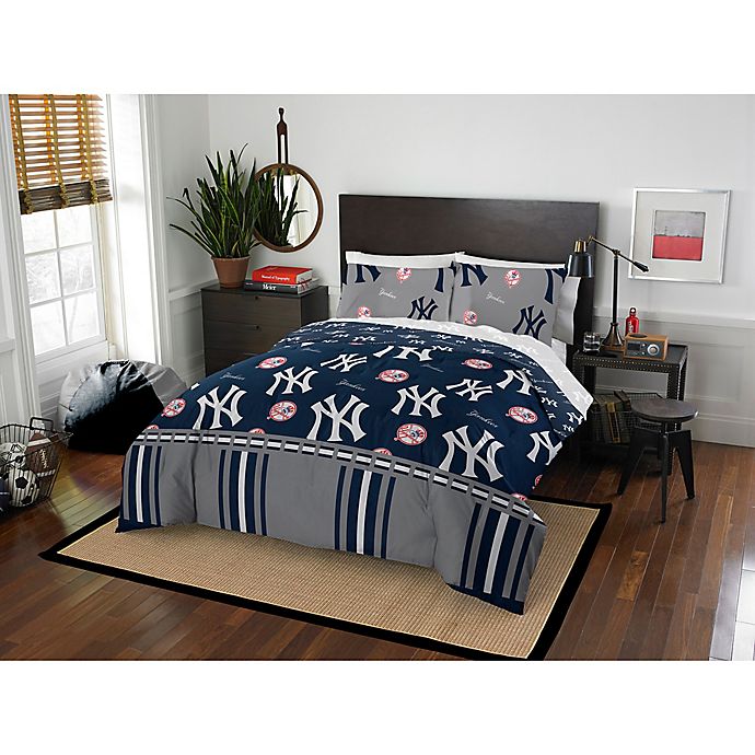 MLB New York Yankees 5-Piece Full Bed in a Bag Comforter Set