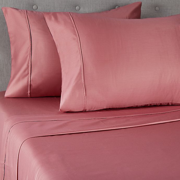 O&O by Olivia & Oliver™ 825-Thread-Count Standard Pillowcases in Mauve (Set of 2)