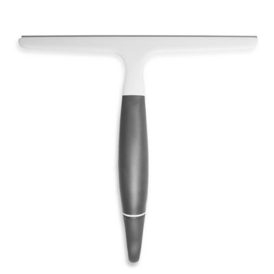 Jalador de plástico para regadera OXO Good Grips®