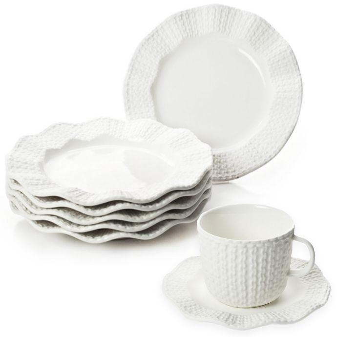 Classic Coffee & Tea Scalloped Sweater Dessert Set in Matte White Bed