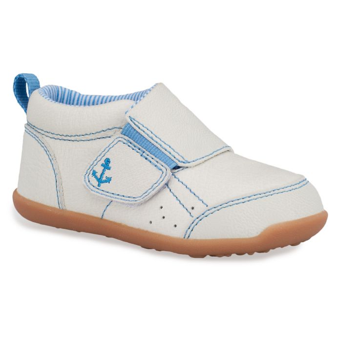 carter's every step stage 3 sneaker