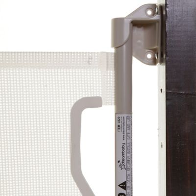 white retractable gate