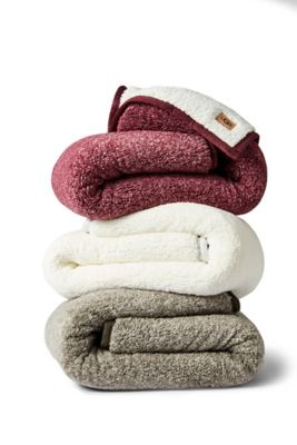 ugg classic sherpa throw