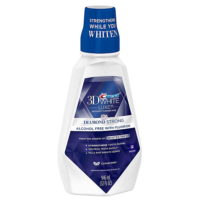 Crest® 3D White Luxe™ 33.8 oz. Diamond Strong Fluoride Whitening Mouth Rinse in Clean Mint