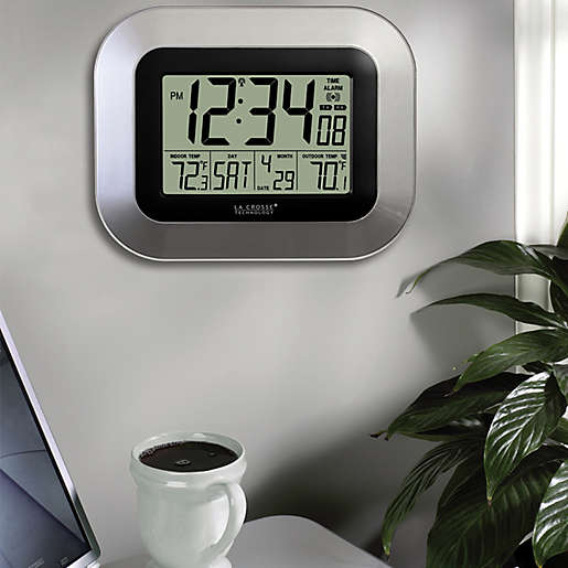 La Crosse Technology Atomic Digital, Atomic Digital Clock With In Outdoor Temperature