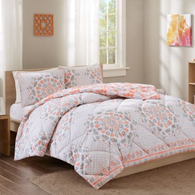 intelligent design benny comforter set whit