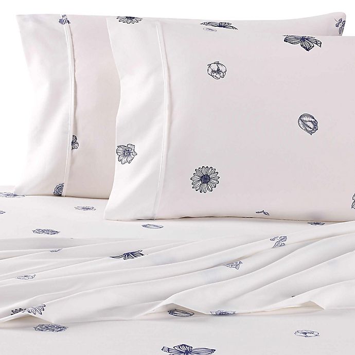 Home Collection Indigo Flowers Full Sheet Set in Navy