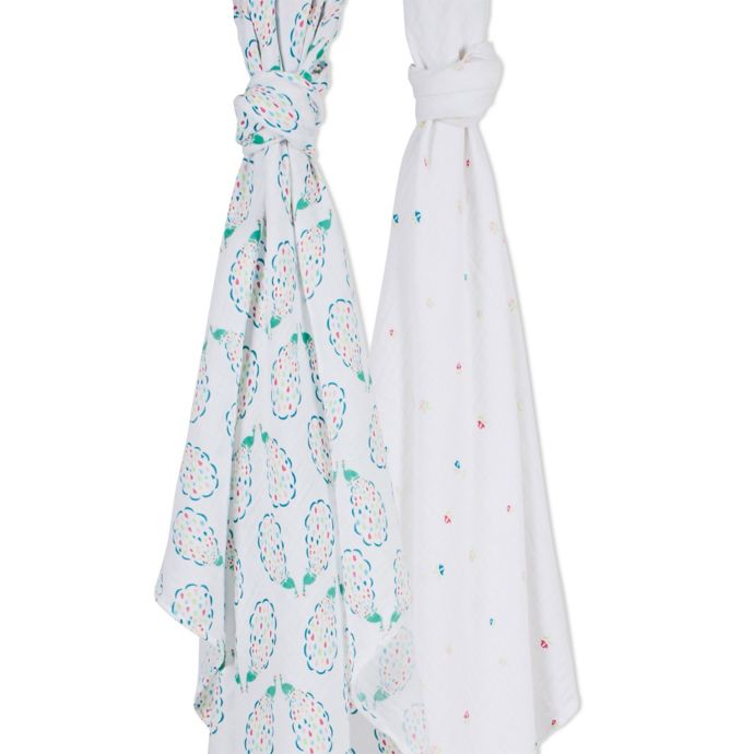 Bebe au Lait® 2Pack Muslin Swaddle Blankets in Peacocks/Pansies Bed