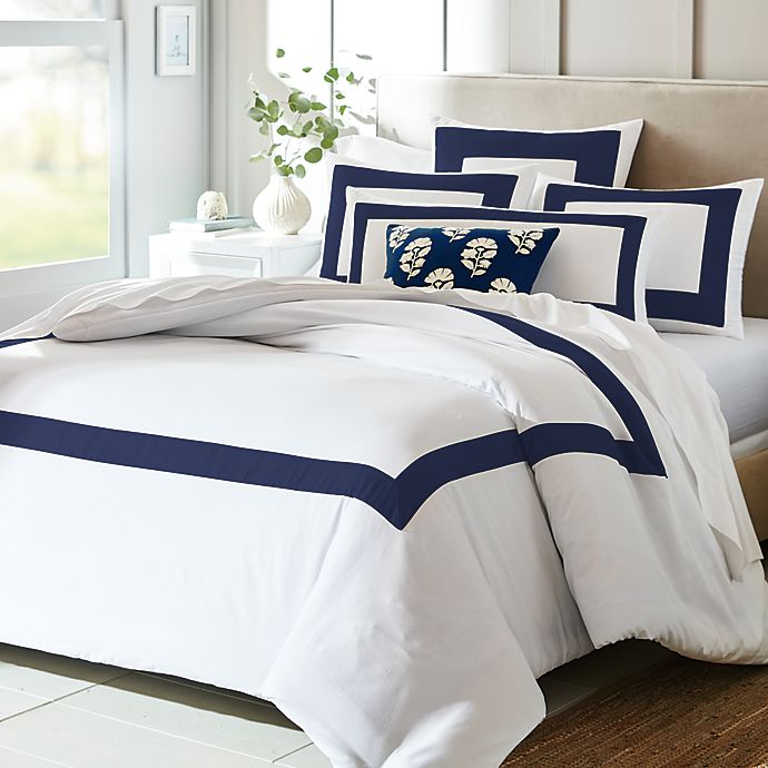 Everhome™ Emory Hotel Border 3-Piece King Comforter Set in Navy