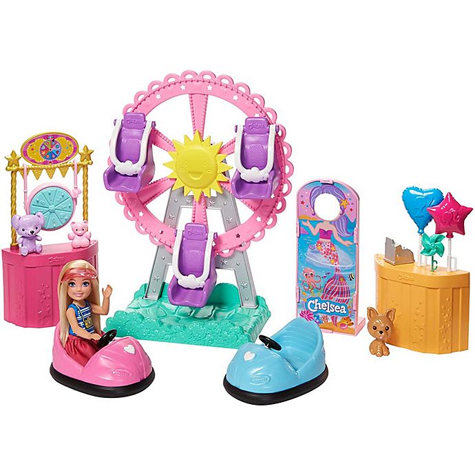Barbie Club Chelsea Doll and Carnival Playset, 6-inch Blonde Wearing Fashion and Accessories