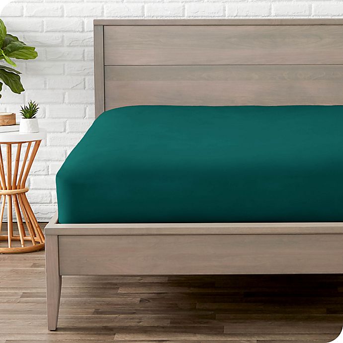 Bare Home Fitted Bottom Sheet - Premium 1800 Ultra-Soft Wrinkle Resistant Microfiber - Hypoallergenic - Deep Pocket (Emerald, Queen)