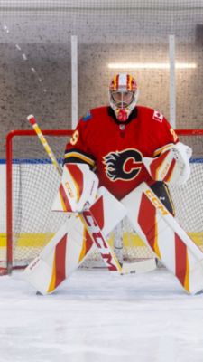 CCM Goalie Equipment Tip: Fitting Chest Protectors 