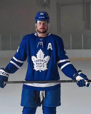  adidas Toronto Maple Leafs Auston Matthews Authentic Pro Jersey  Blue (46/S) : Sports & Outdoors