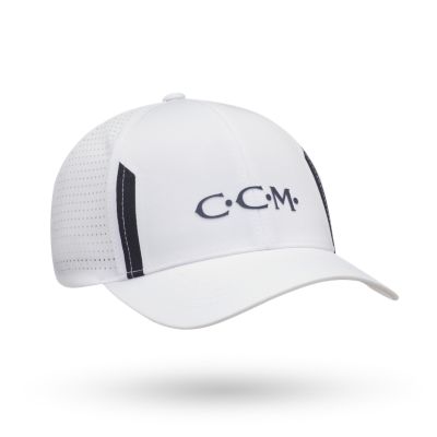 Casquette de golf perfor&eacute;e
