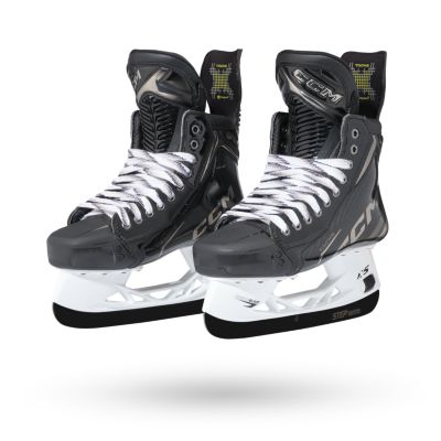 CCM selling Youth Skates size 10-US