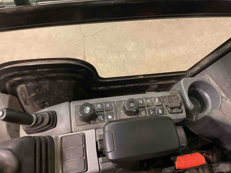 2022 CAT 30205CR