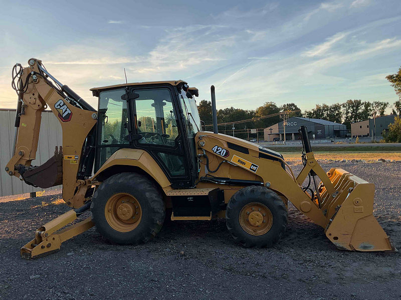 2024 CAT 420 4AEM