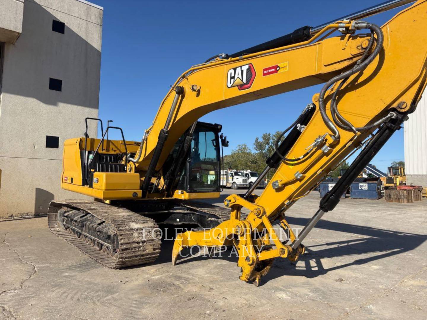 Cat 323-079X
