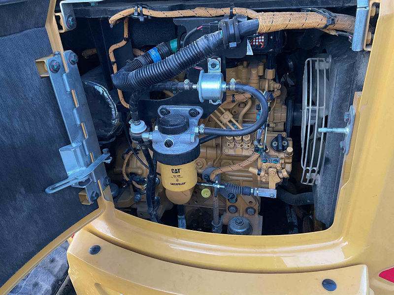 2024 CAT 302.707CR