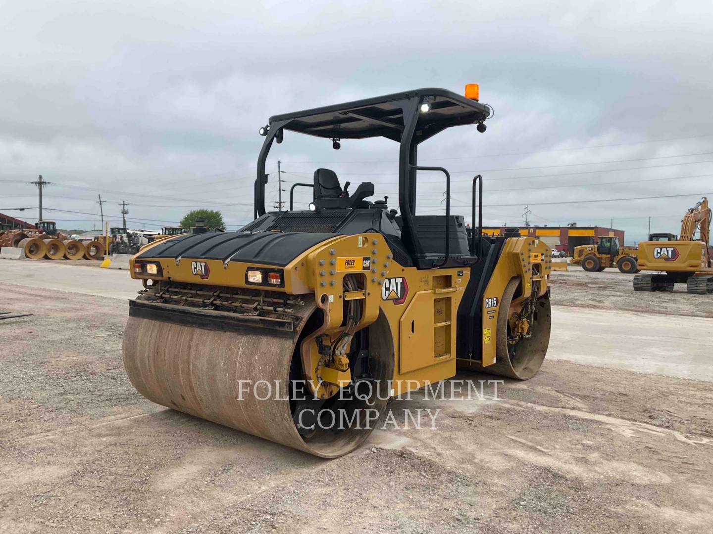 Cat CB15