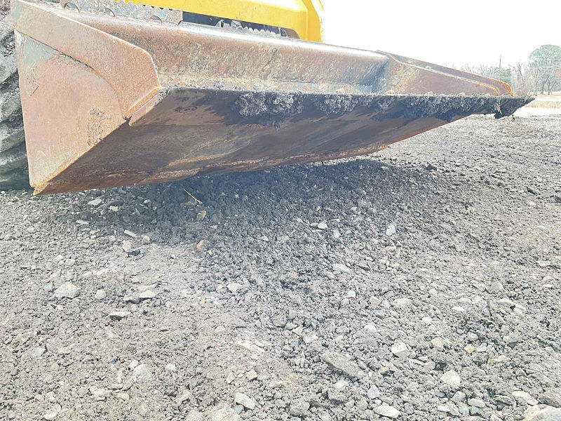 2023 CAT 236D3