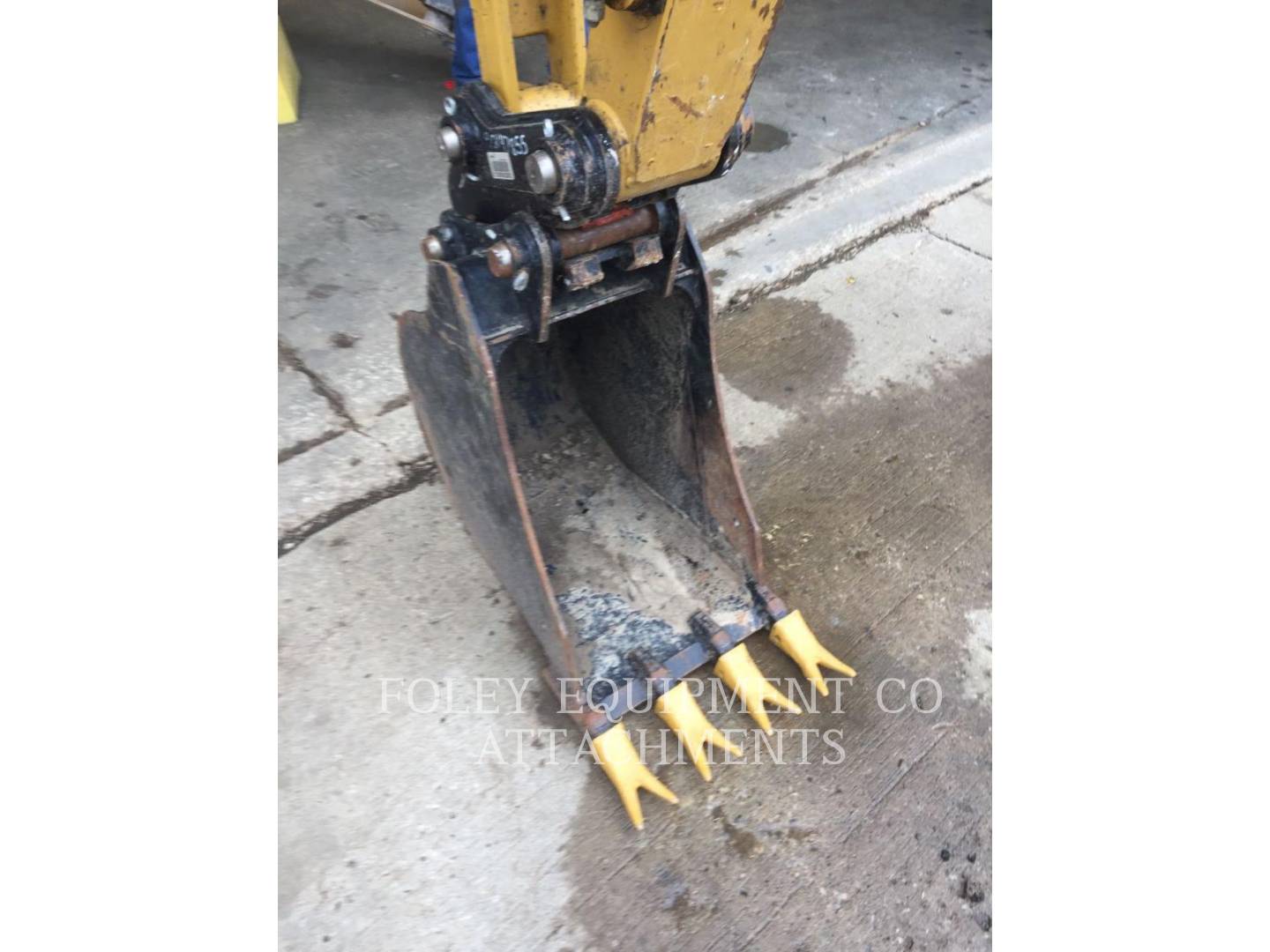 Cat BK305P18
