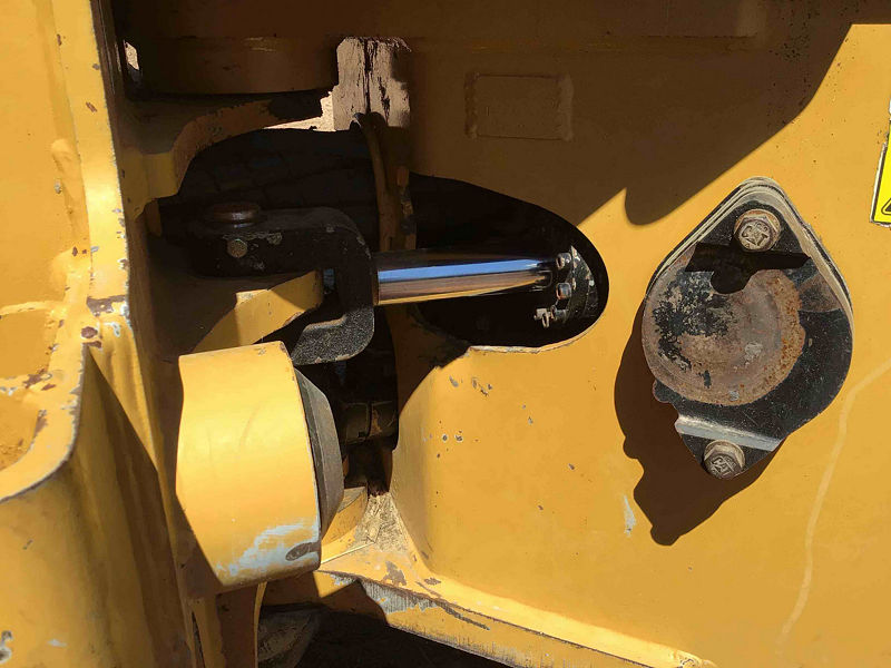 2015 CAT 563C