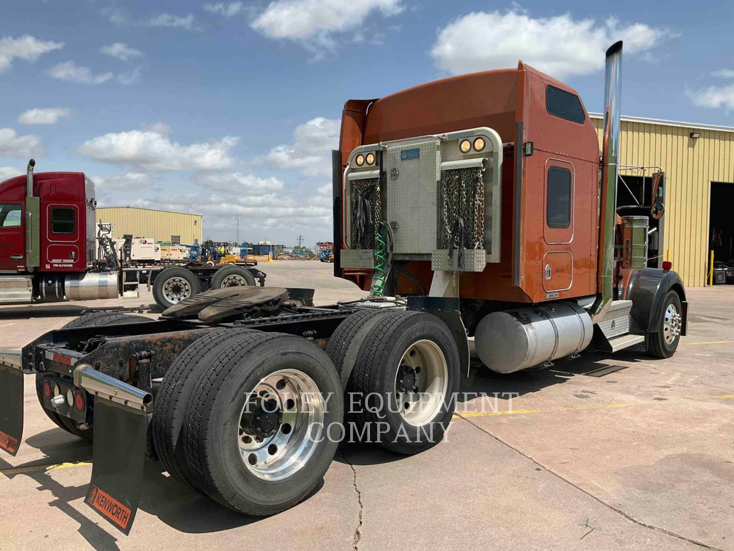 Kenworth W900B