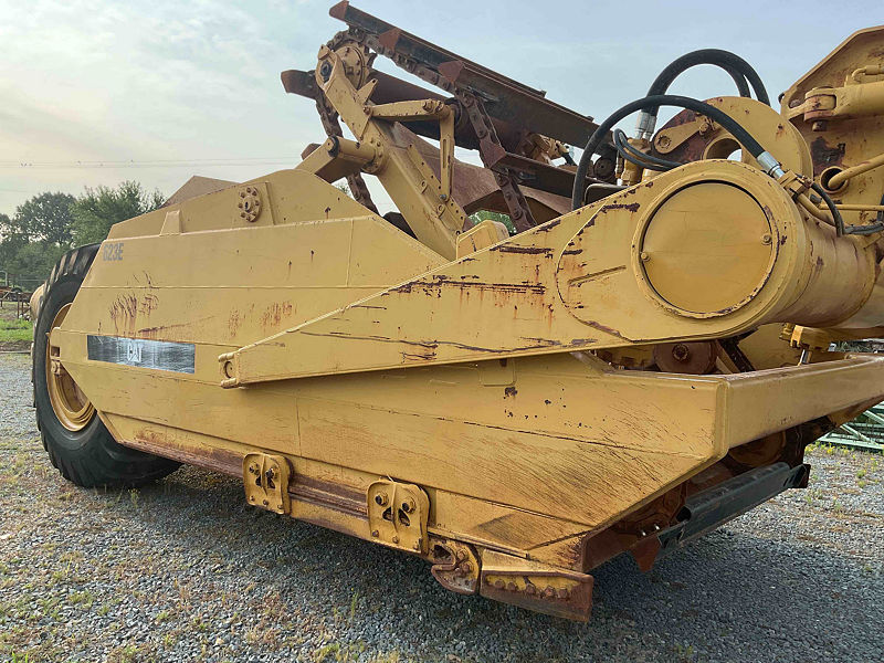1986 CAT 623B