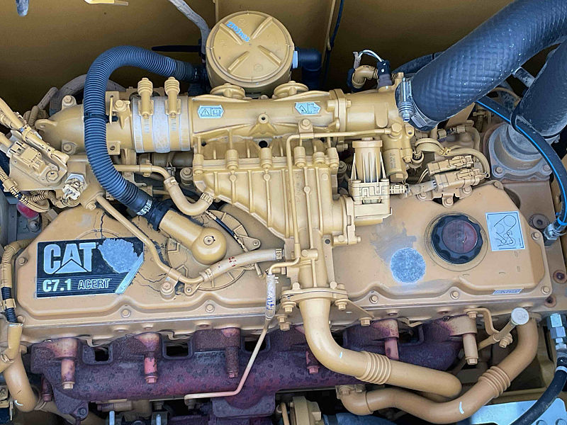 2017 CAT 326FL
