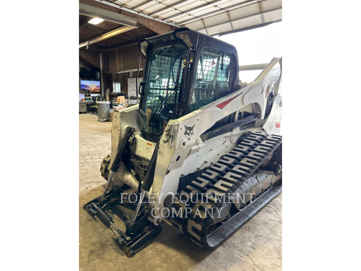 Bobcat T870
