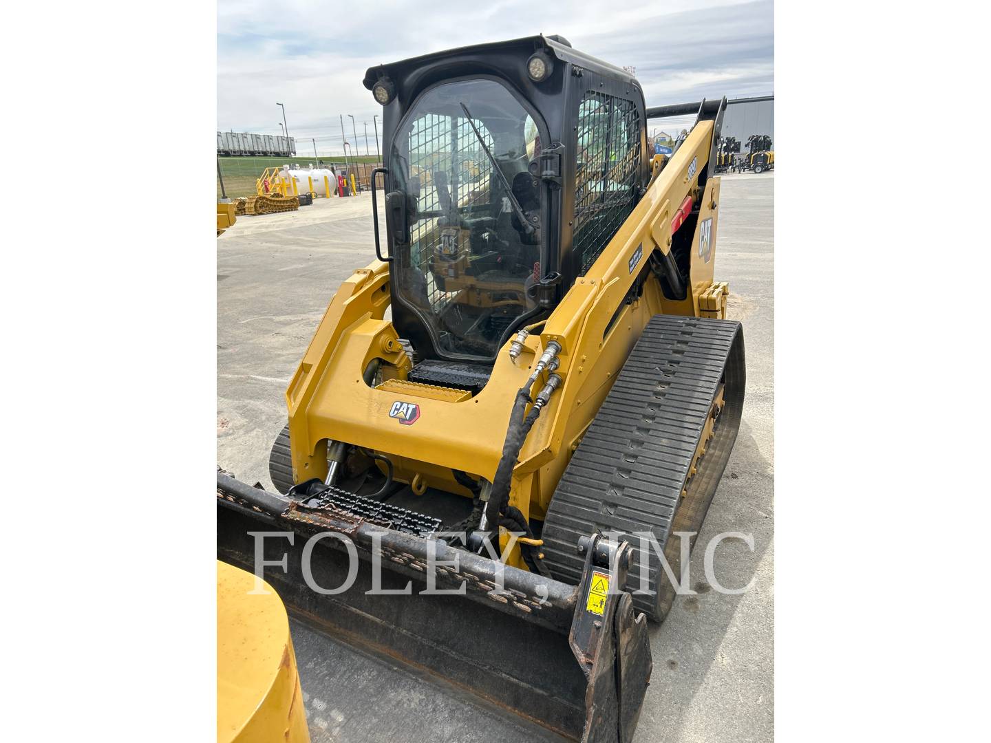 Photo of a  Caterpillar 289D