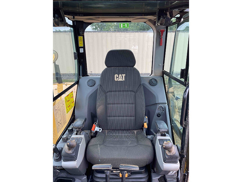 2024 CAT 30607CR