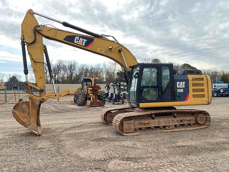 2014 CAT 320EL
