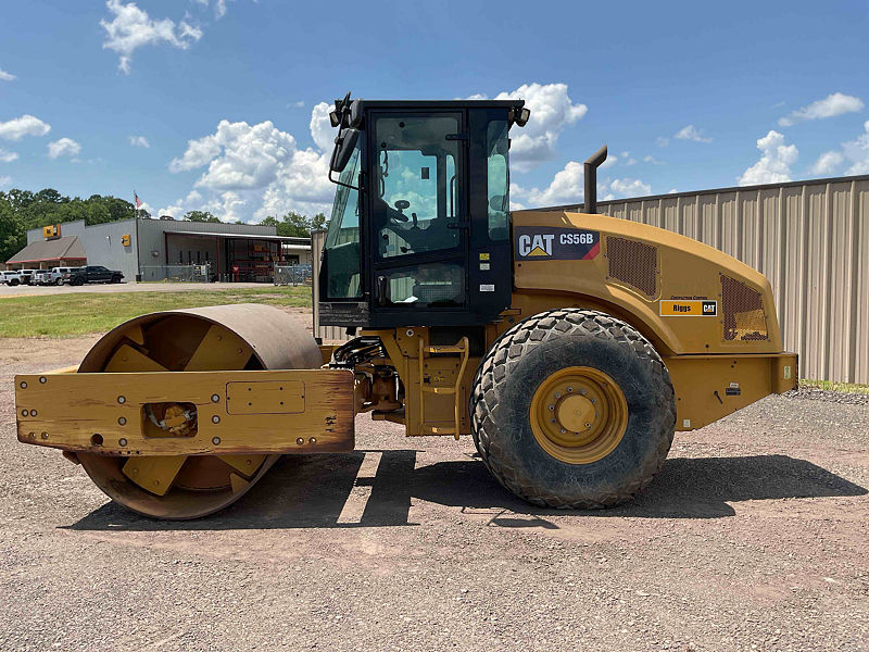 2015 CAT CS56B