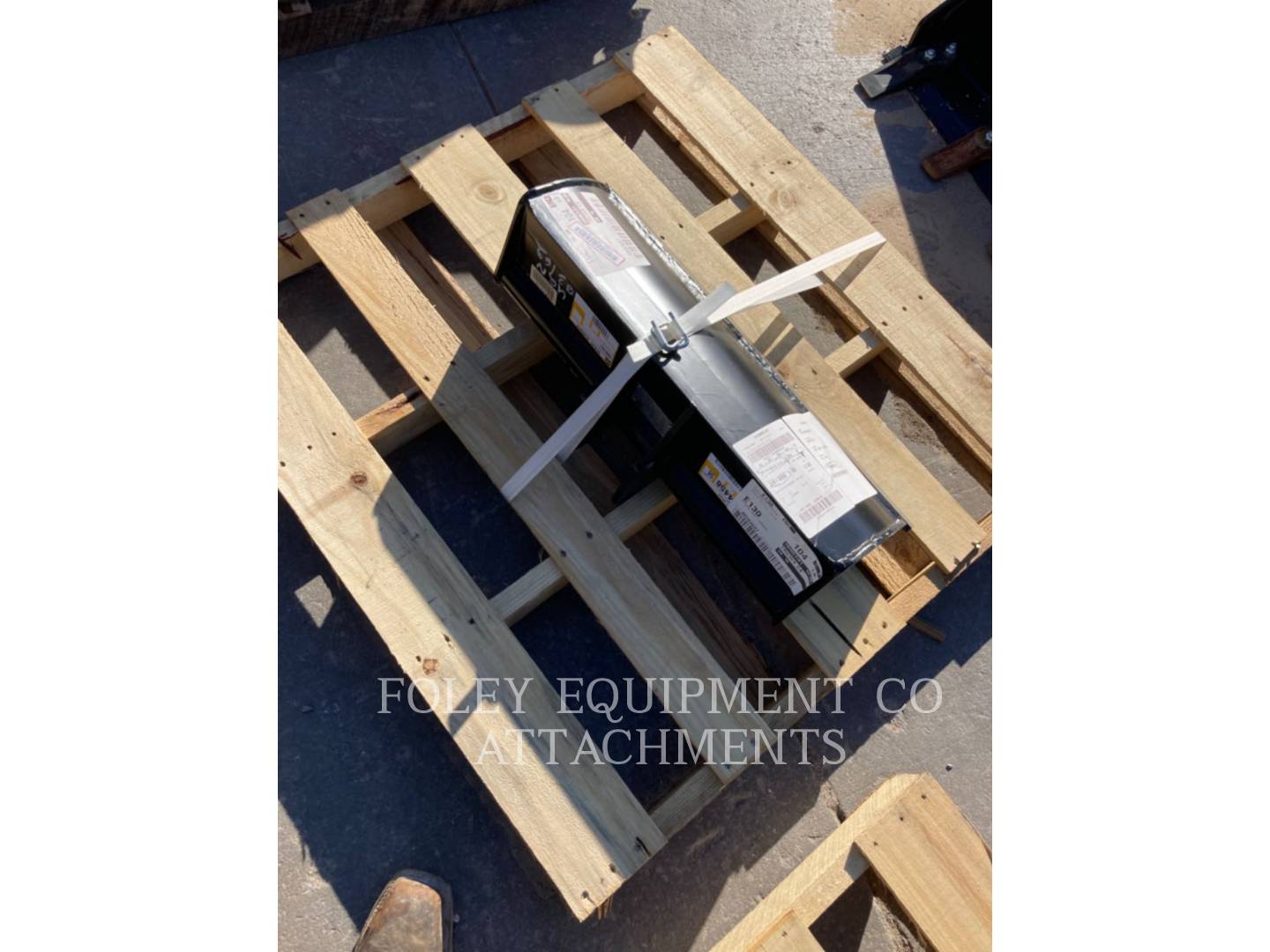 Cat BK300P28