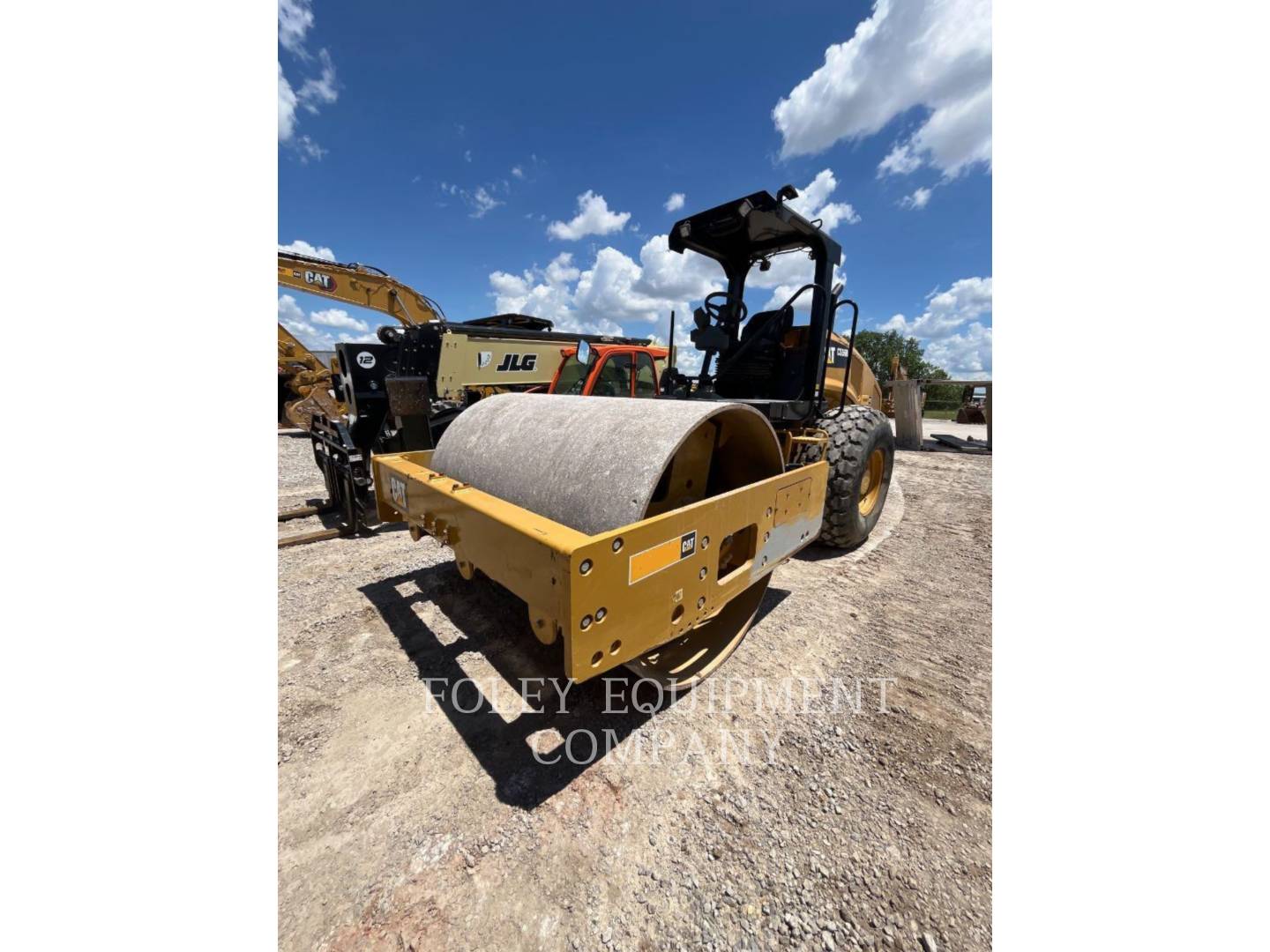Cat CS56B