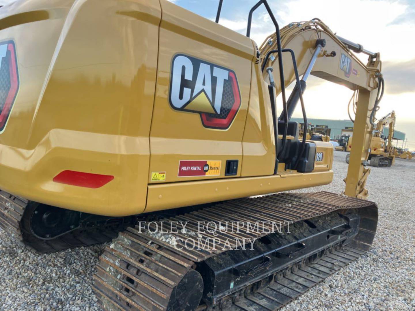 Cat 320-079X