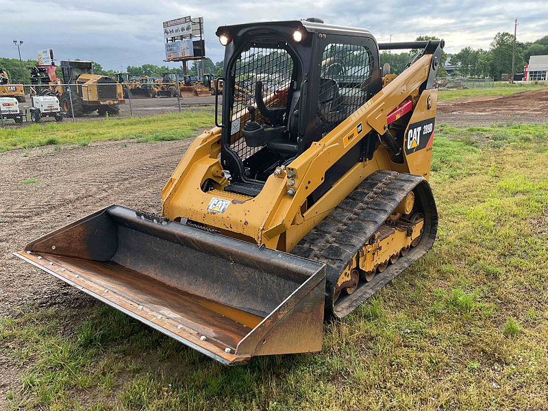 2017 CAT 289D