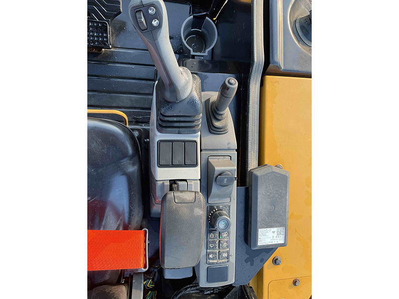 2021 CAT 302.707CR