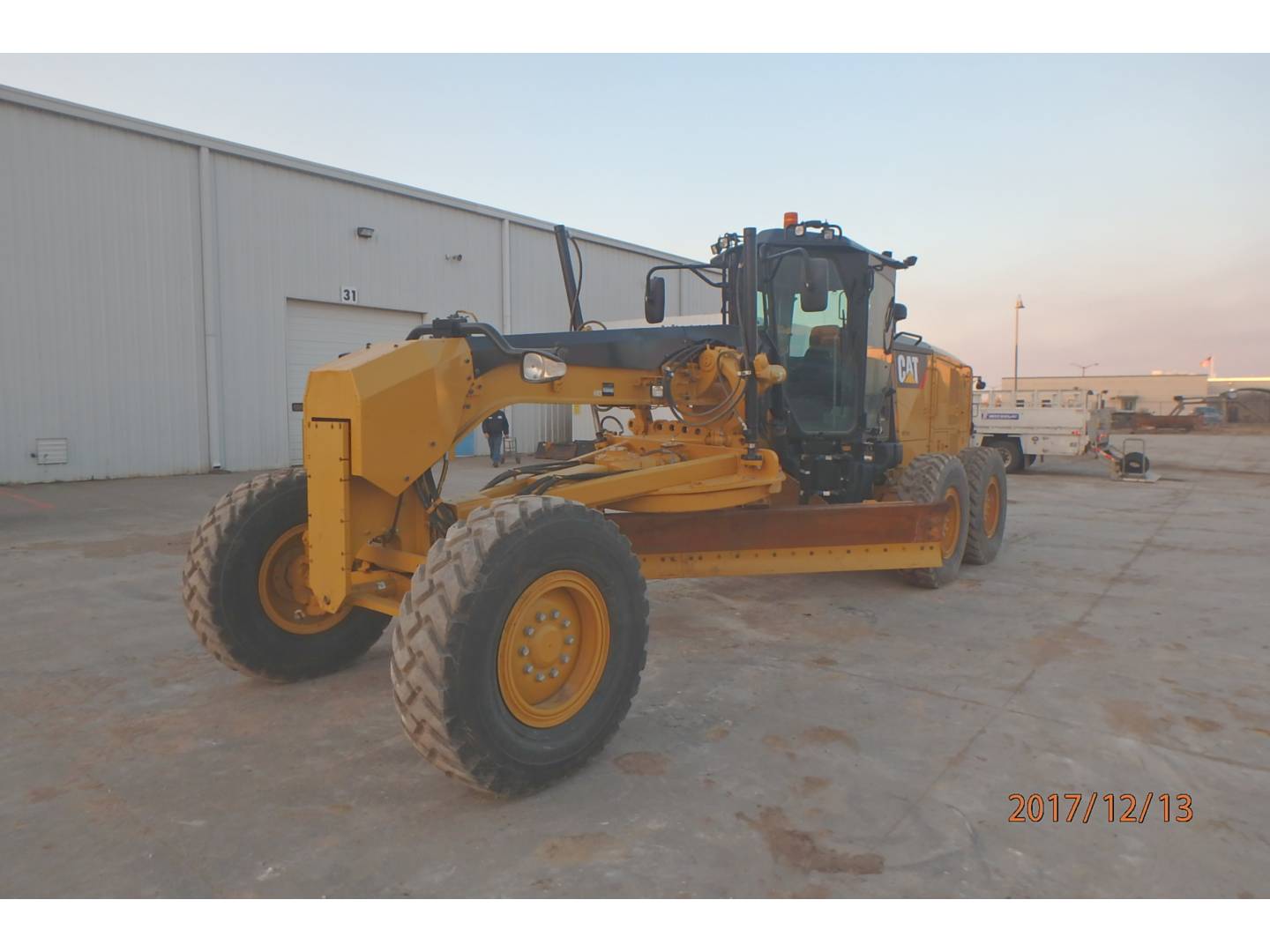 caterpillar-r9s00278