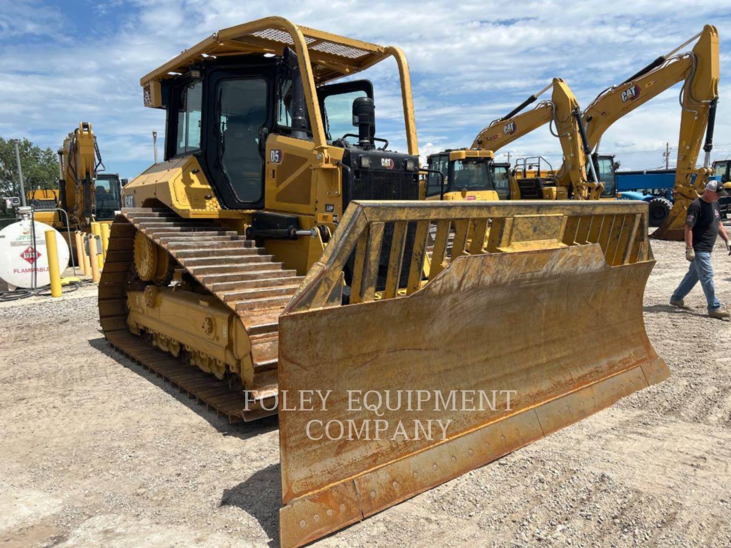 Cat D5-17LGVX