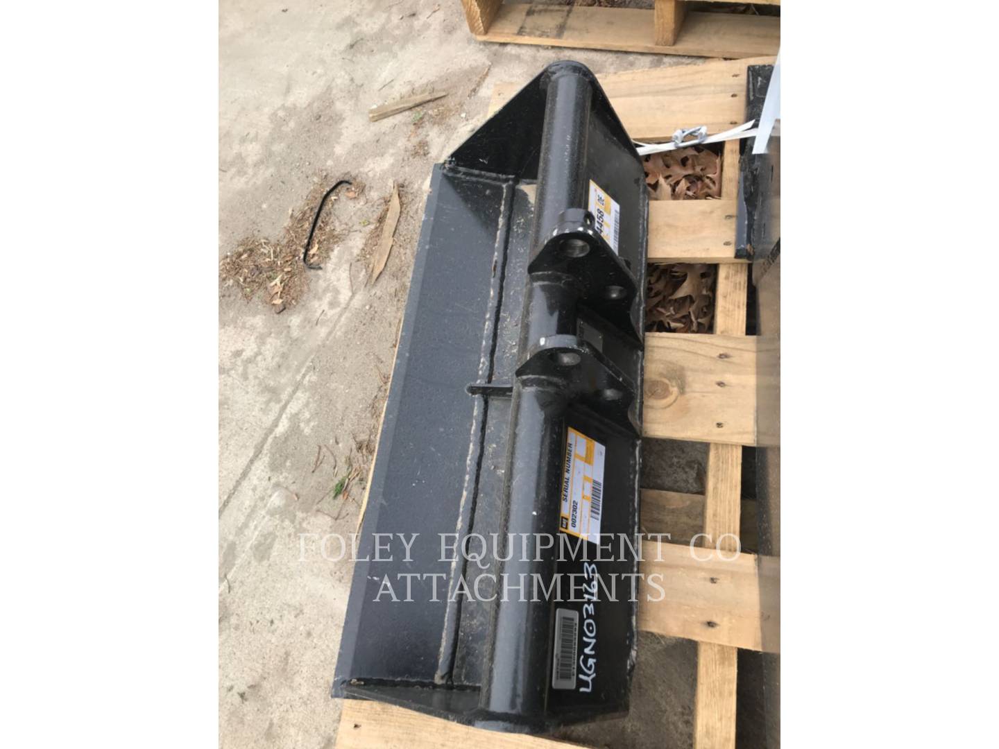 Cat BK300P28