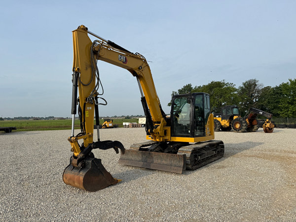 2022 CAT 30907CR
