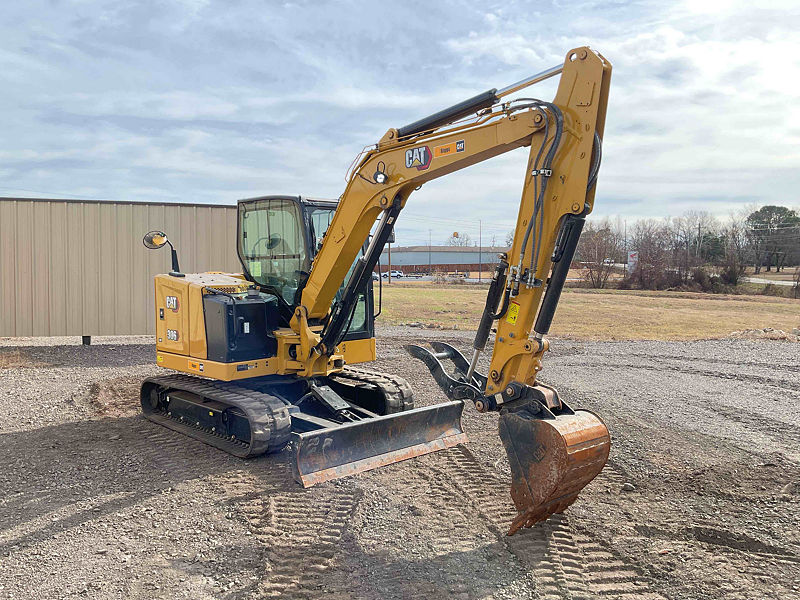 2024 CAT 30607CR