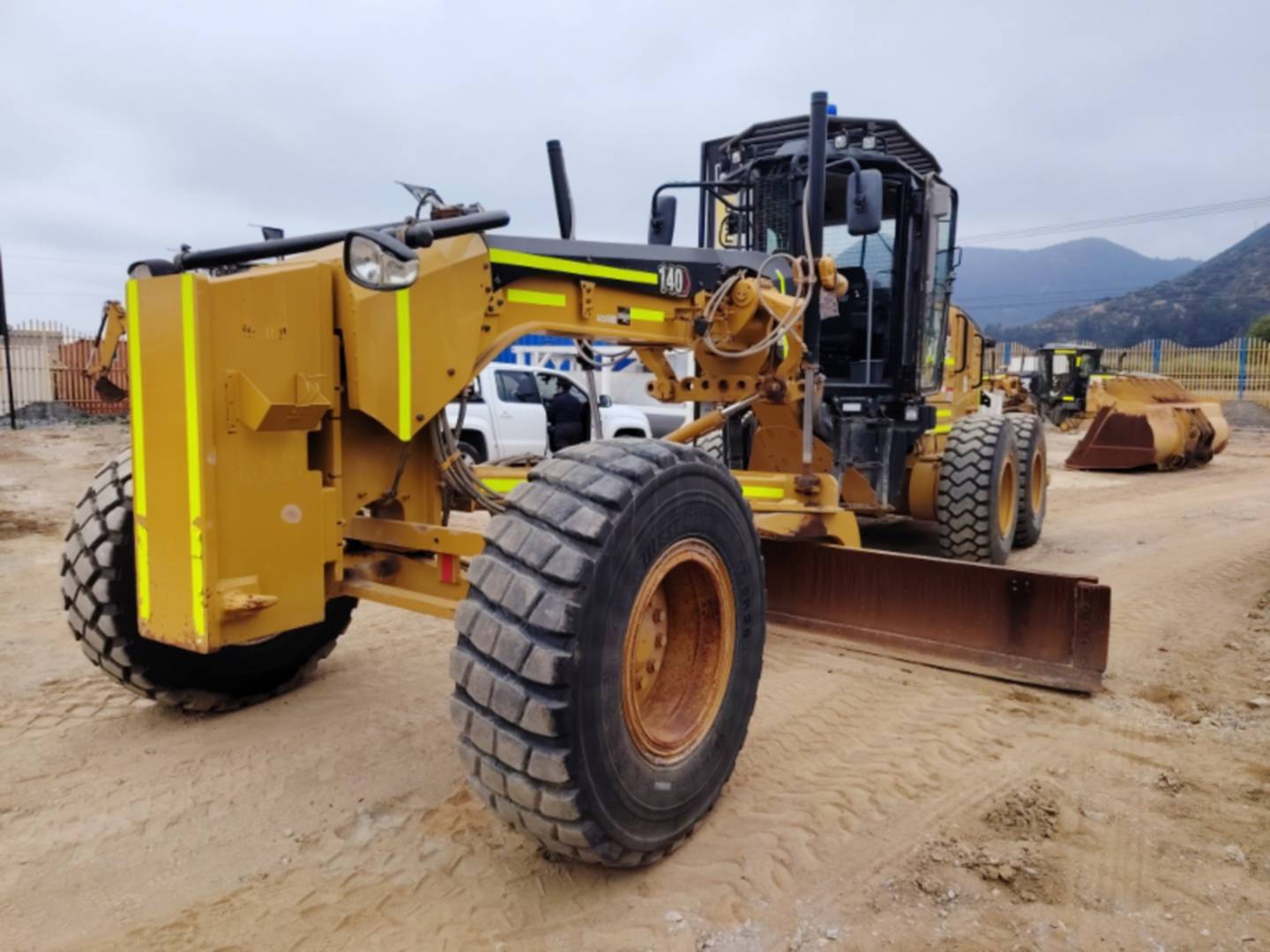 cat-b5400683-10237598