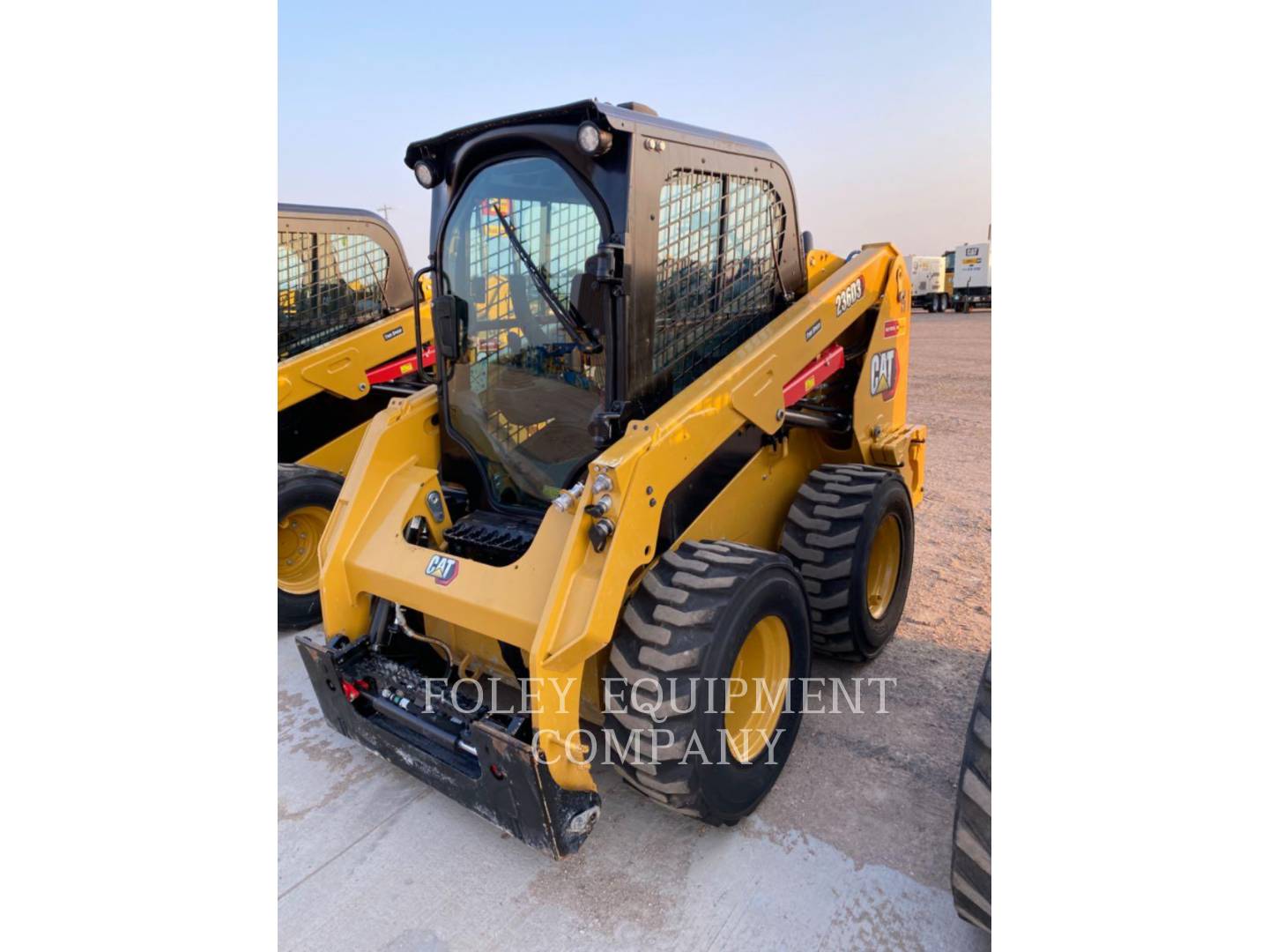 Photo of a  Caterpillar 236D3STD2C