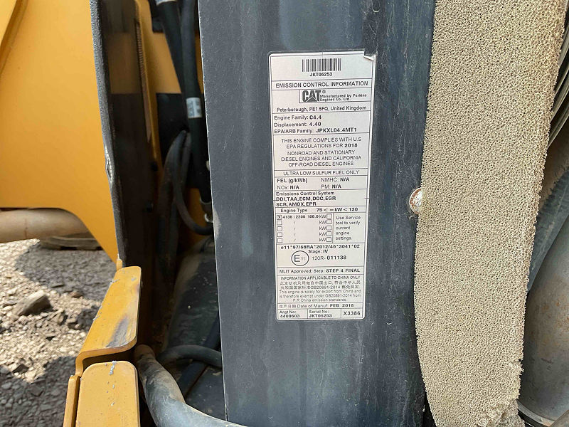 2018 CAT TL1055D